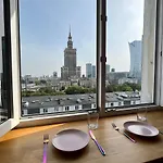 -- View City Center Pink -- Lejlighed Warszawa