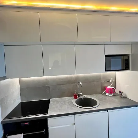 דירה -- View City Center Pink -- *